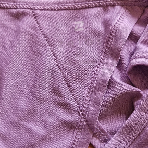 NWT!!! Zelos Open Back Top Sz M - Picture 2 of 5